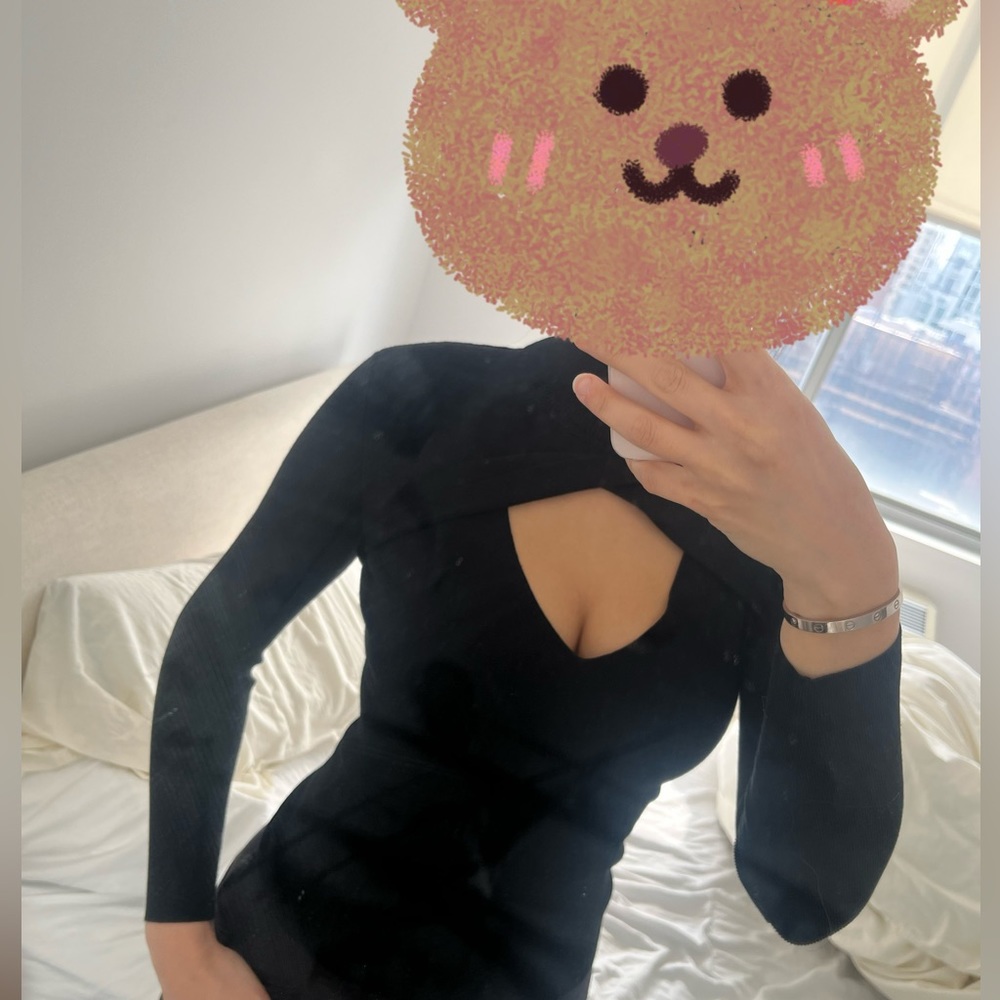 A.L.C Cutout Keyhole Turtleneck Sweater